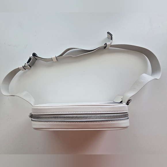 Coach Pace Belt Bag - Picture 3 of 10